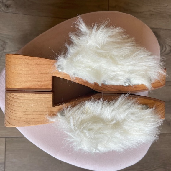 Free People White Faux Fur Sonnet Clogs - Picture 2 of 6